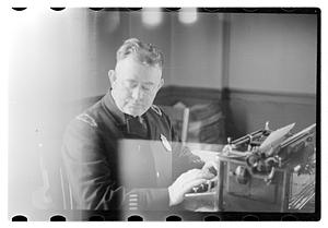 Lt. Connolly police radio