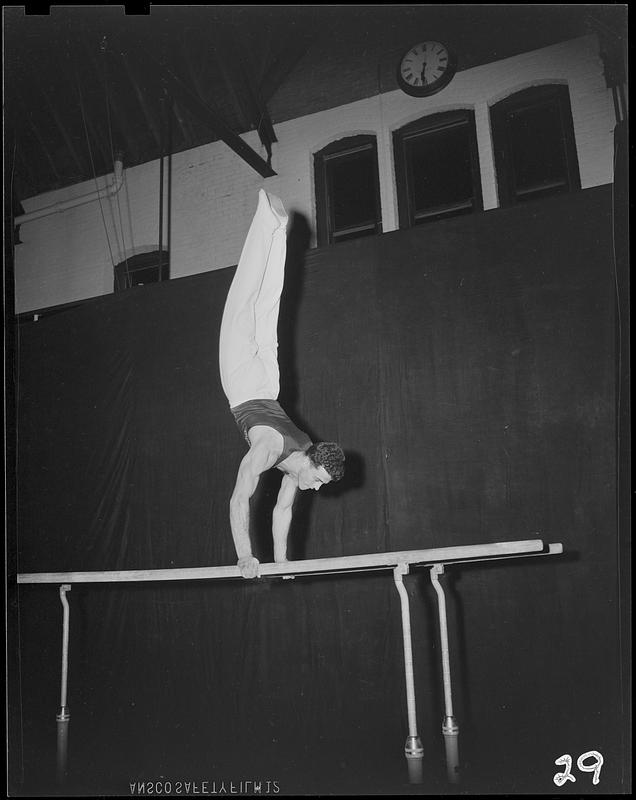 SC gymnast on the parallel bars