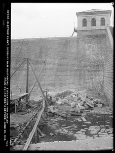 Sudbury Department, Sudbury Dam Hydroelectric Power Plant, excavation for outlet, Framingham Reservoir No. 3 service, Southborough, Mass., Jun. 30, 1915
