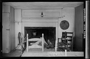 Marblehead, Old Bubier House Interior