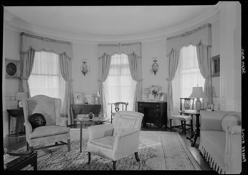 George B. Parker House, Salem, interior