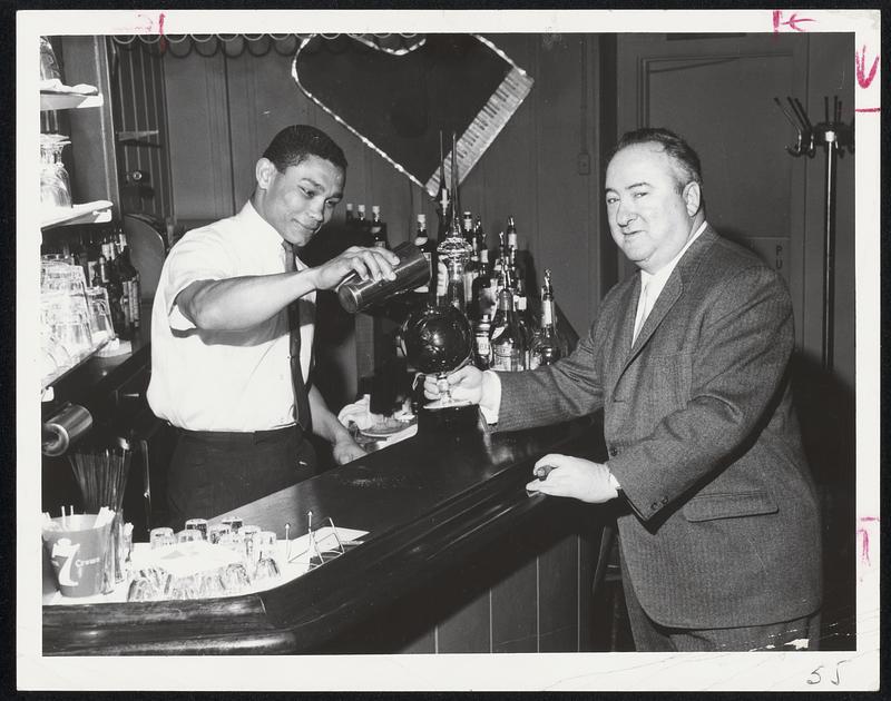 Fight Luncheon @ Marie's Keyboard. L R. Jose Gonzalez. Sam Silverman