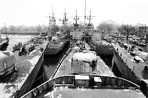 Destroyers, Naval Shipyard Philadelphia