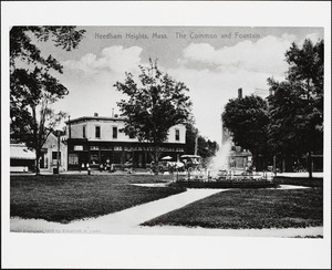 Needham Heights: the common and fountain