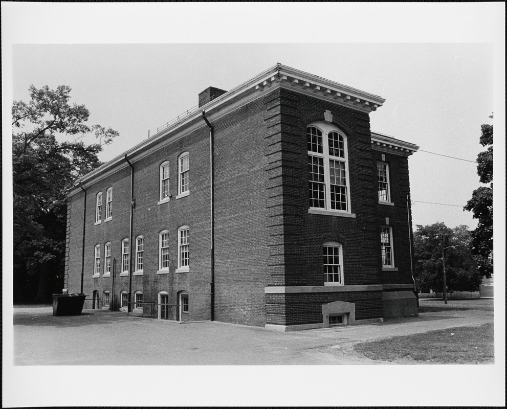 Avery School