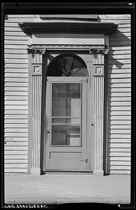 Marblehead, doorways