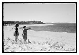 Nito Carolyn & Pablo sand dunes