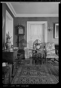 Rodman Nichols House, Salem: interior