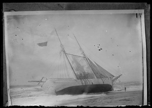 Schooner ashore - 2 masts