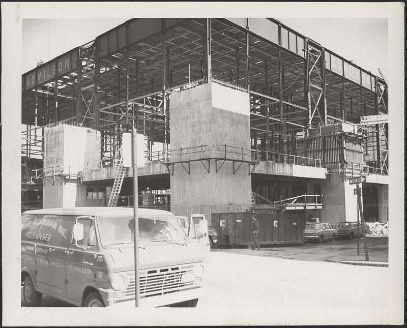 Construction of Boylston Building, Boston Public Library, construction
