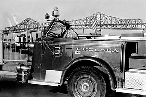 Fire engine 5 on bridge