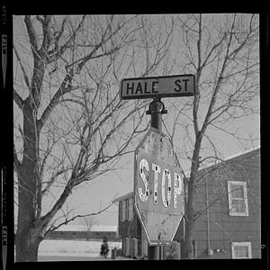 Hale St. sign