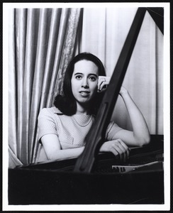 Sandra Carloch, pianist here 68-69