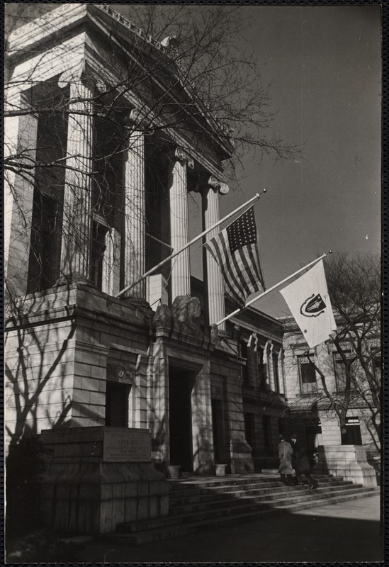 Huntington Avenue entrance, Museum of Fine Arts, Boston