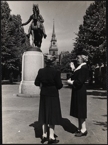 Old No. Church & Paul Revere statue