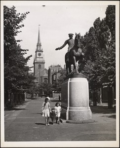 Cyrus Dallin's statue of Paul Revere
