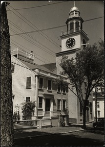 Orange Street - South tower of Unitarian Church