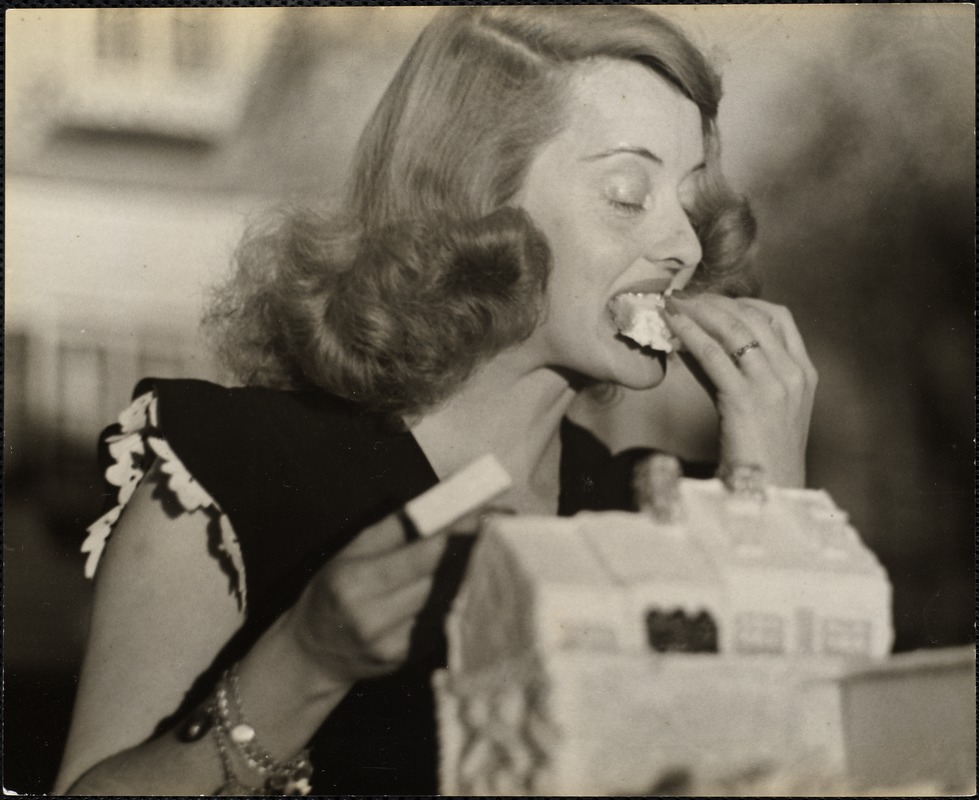 Bette Davis, Lebonon, N.H.