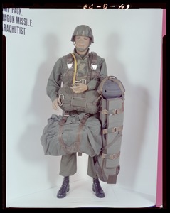Paratrooper w/ missile pack
