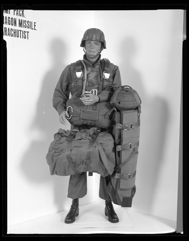 Paratrooper w/ missile pack