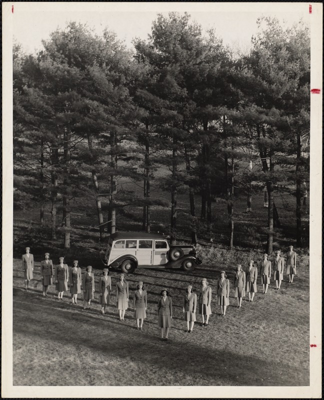 Extracurricular: service groups, red group, World War II, Ambulance Corps