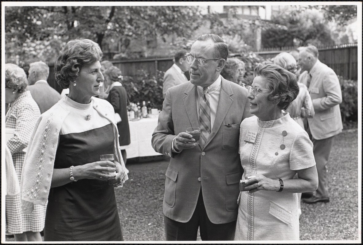 Dorothy Bell Jones '40 L. Alumnae Weekend chairman, her husband Robert Jones & Jane Henkels[?] director of alumni relations.