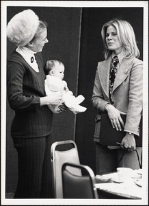 Alice Diman Pratt '63 (w/ baby), Cokie Hollis Perry '69