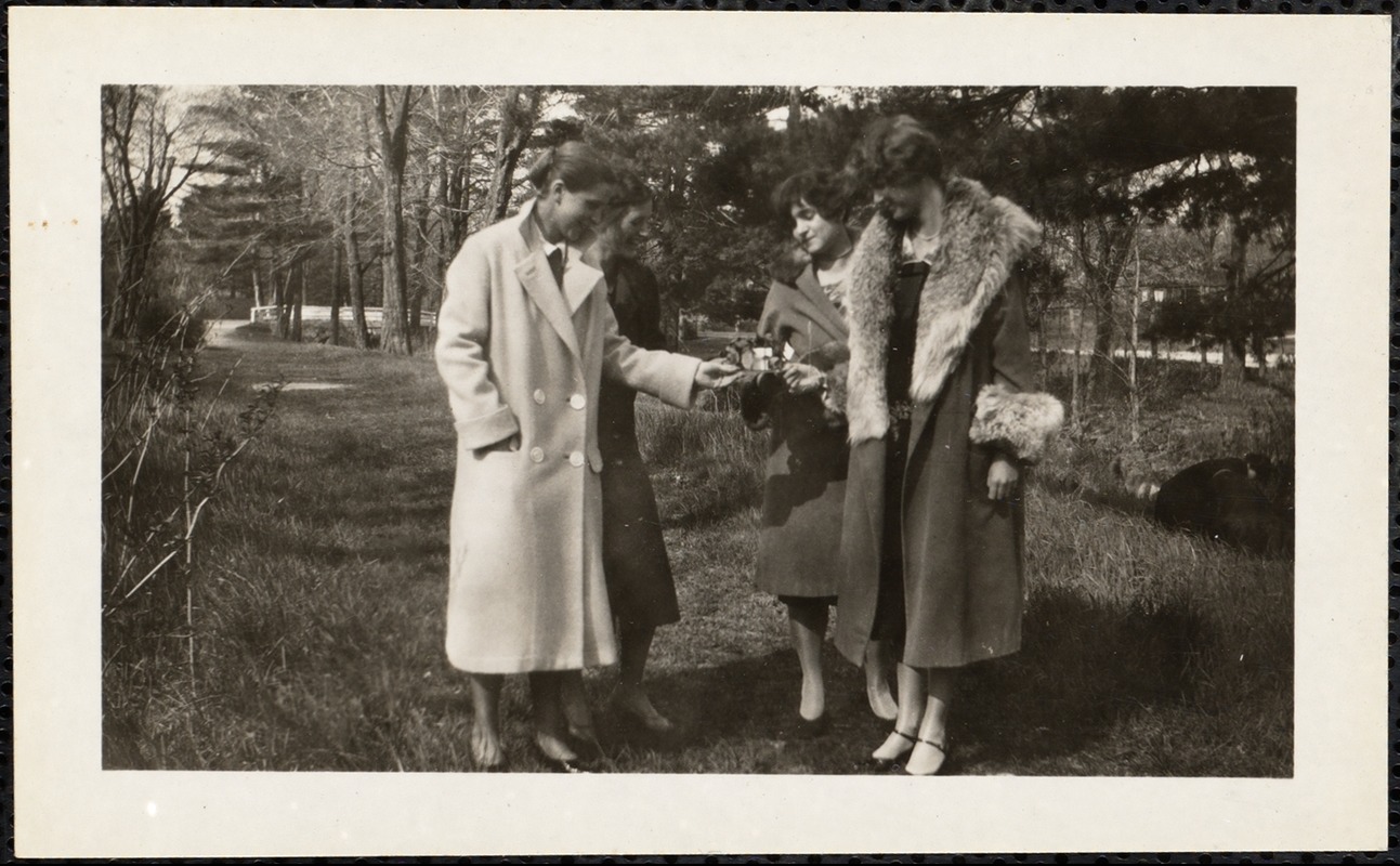 Pine Manor, Wellesley, Mass. Spring 1926 - Digital Commonwealth