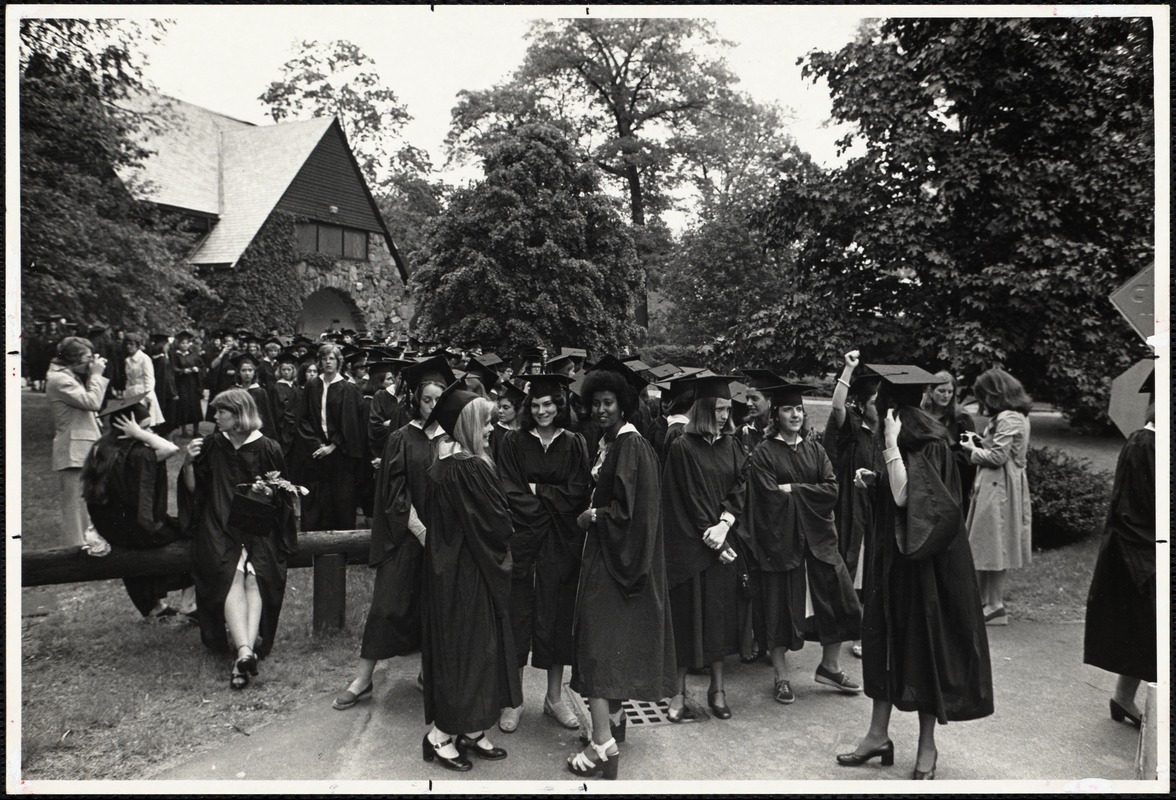 Commencement 1976