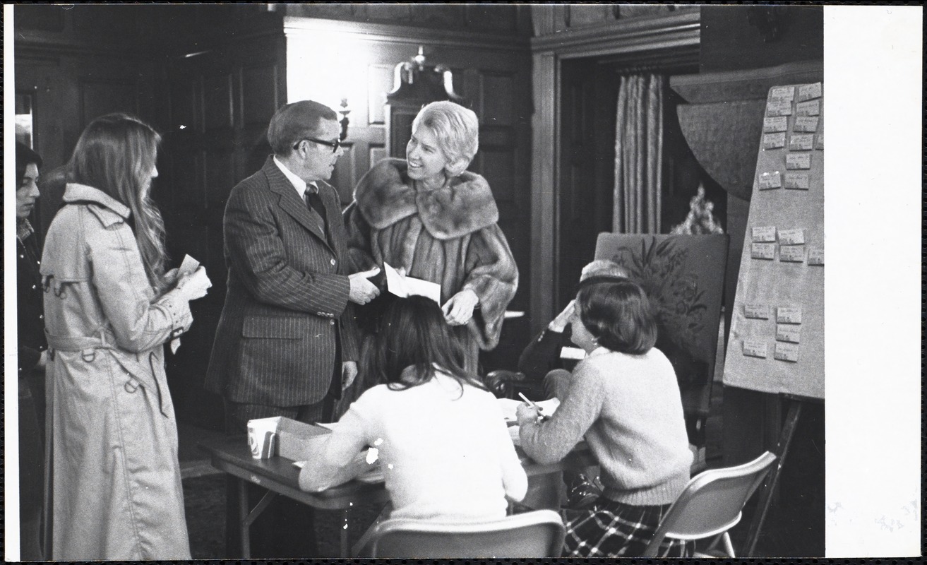 Registering at Father's Weekend 1977
