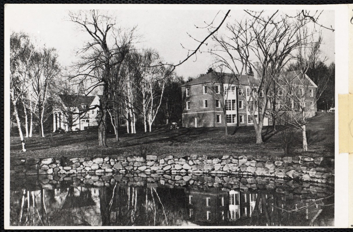 Westlea, alumnae library, pond, Wellesley