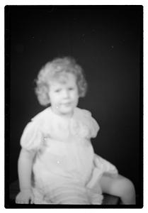 Collier Mrs. & 2 children