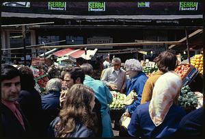 Outdoor Market at Haymarket Square