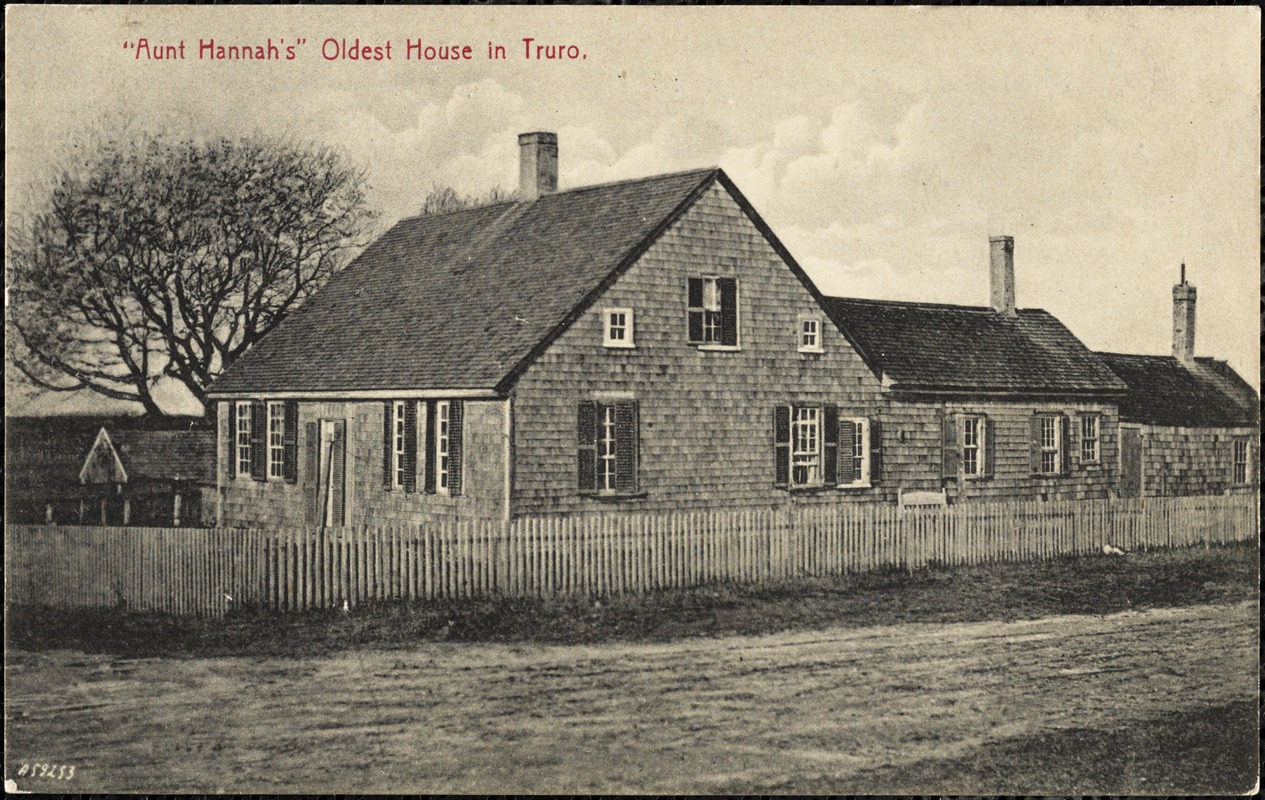 "Aunt Hannah's" oldest house in Truro