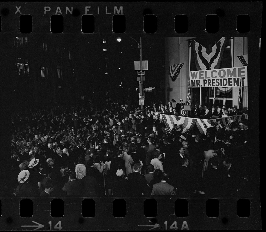 Lyndon Johnson campaign rally in Post Office Square - Digital Commonwealth