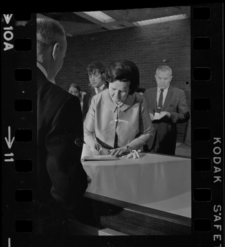 Louise Day Hicks files for City Council