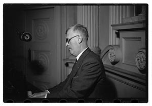 R Franz Reissmann