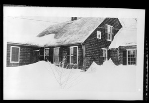 Unidentified house in the snow, detail