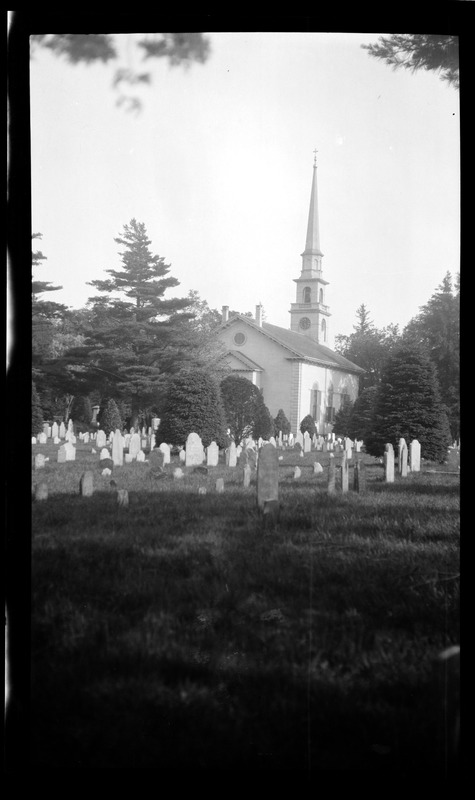 Old Burying Ground and First Parish Church