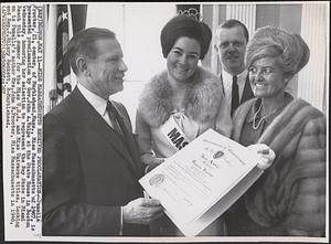 Miss Massachusetts receives proclamation