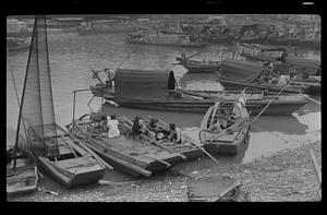 Sampans at the shore