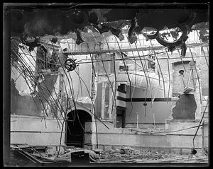 Famous old Adams House comes down