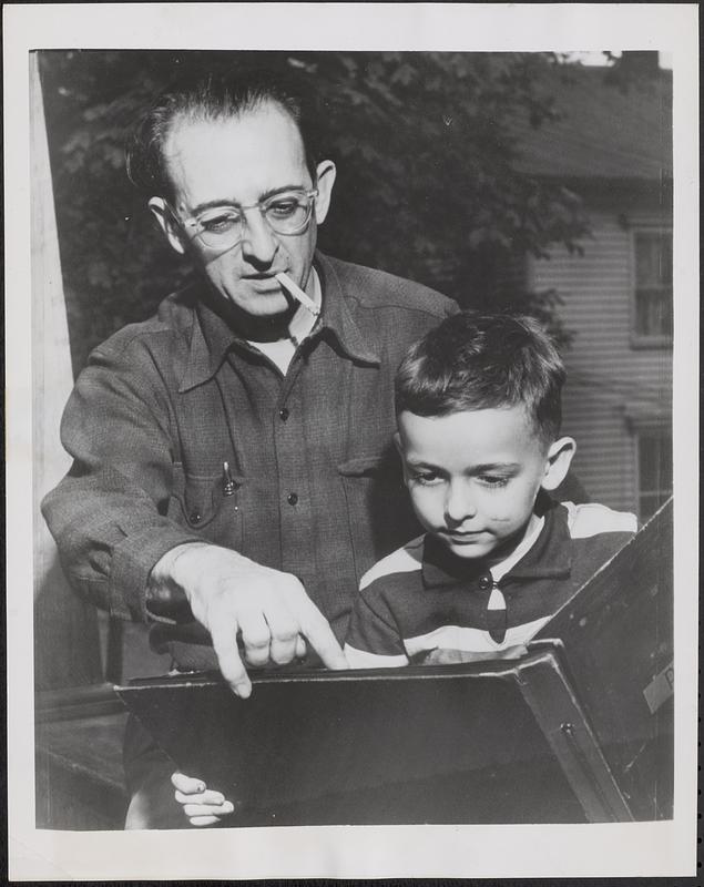 Stone family mourn slain girl - Digital Commonwealth