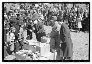 Egg hunt, Franklin Park