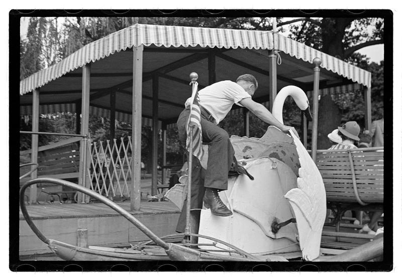 Wm Hanscomb swan boat