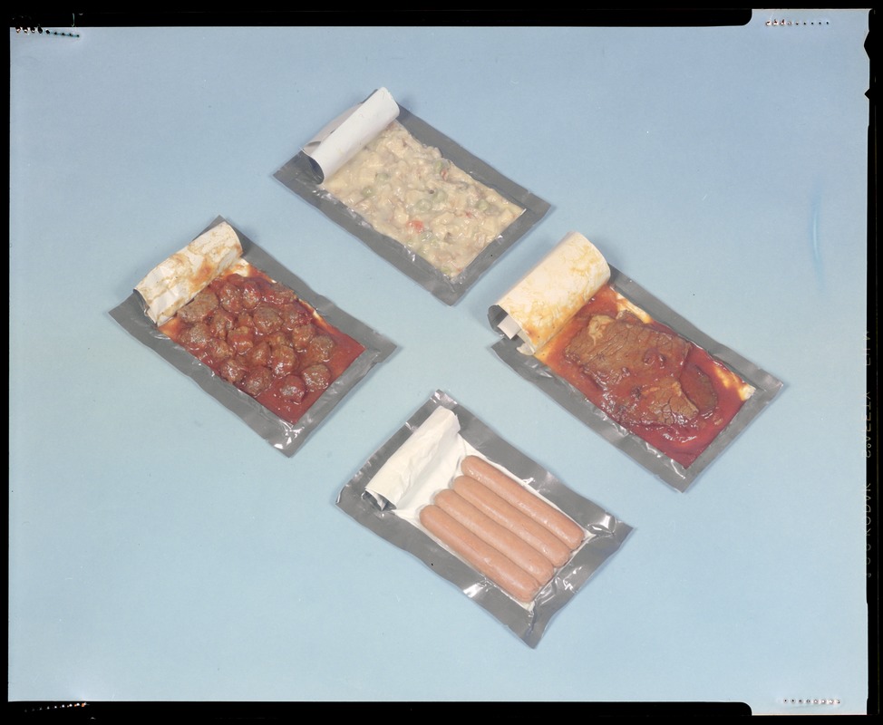 FEL- foods, thermo-processed, in flexi-packs; for Apollo-Soyez, chicken à la king, meatballs in BBQ sauce, beef slice in BBQ sauce, + frankfurters