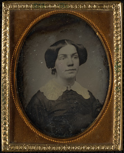 Portrait of woman with cameo brooch