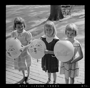 Three children, Chestnut Street Day