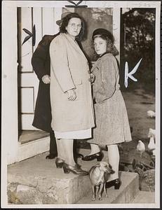 Mother & sister of Shirley Wilcox