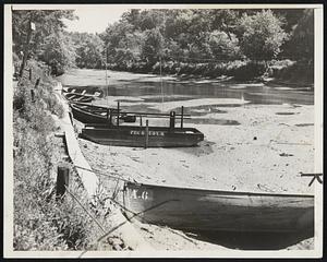 The Drought in Philadelphia. Philadelphia, Pa. -- Boats landlocked in Wissahickon Creek here today from the drought which has parched sections of the east. This is the driest the creek has been in years.